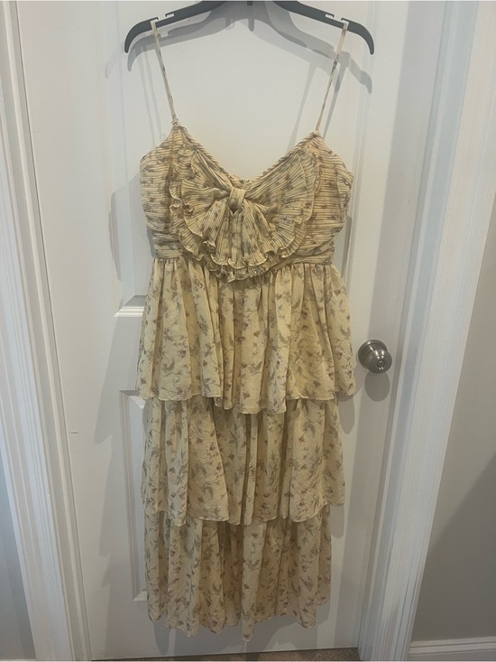 Sofie The Label Dresses & Skirts - NWT Sofie the Label Lightweight Tiered Dress Size Large